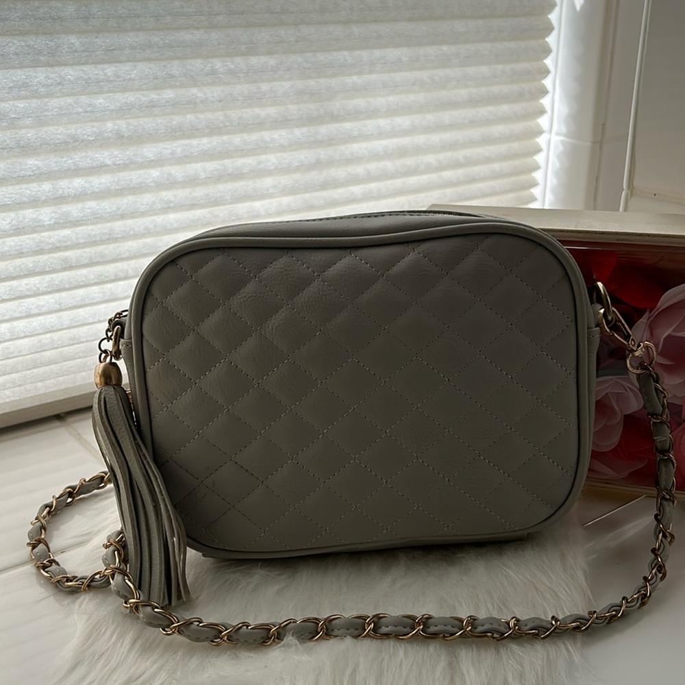Charlotte Russe grey crossbody with grey tassel GUC